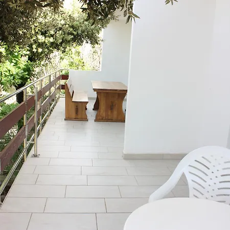 Pinta Apartment *